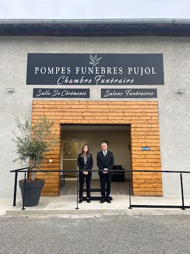 &Eacute;quipe des Pompes Fun&egrave;bres Pujol &agrave; Saint-Girons